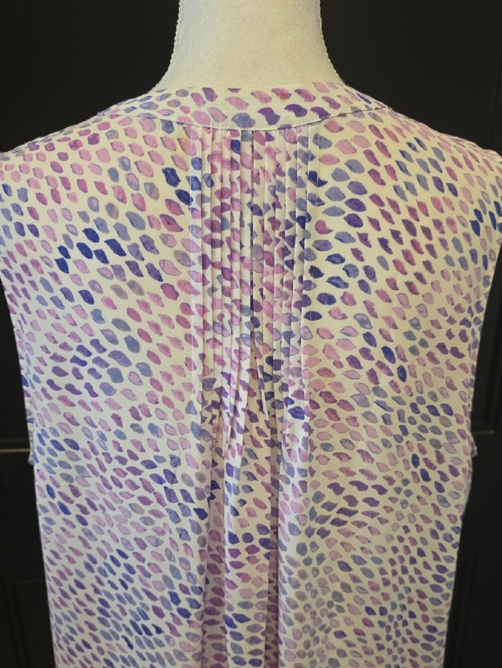 NYDJ Soft Lavender & Blue Sleeveless V-Neck Camisole - Picture 7 of 8